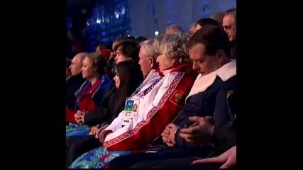 Медведев спинка на откриването в Сочи-2014