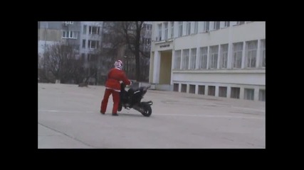 Playonone - Christmas Stunt Movie - Divaka