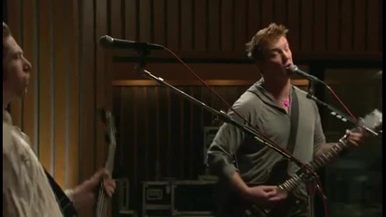 Queens of the Stone Age - I Think I Lost My Headache Live 