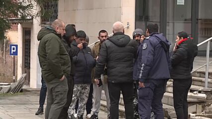 Напрежение пред полицията в Горна Оряховица, ромски кланове се сбиха