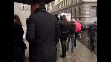 fashiontv Ftv.com - Front Door Woman Salvatore Ferragamo Fall Winter 2009 - 10 