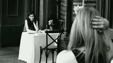 Avril Lavigne - Smile