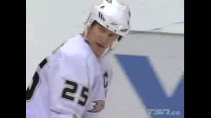 Nhl Anaheim Mighty Ducks @ Vancouver Canucks 27 02) .flv 