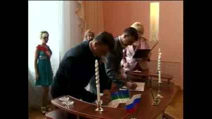 Сватба между близнаци