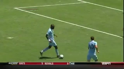 Balotelli failed trick shot - Mancini takes him out