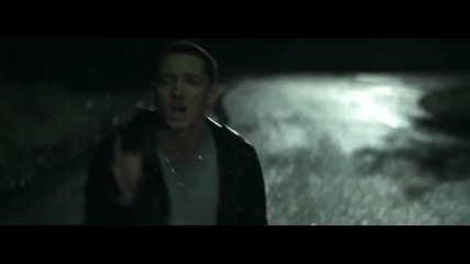 Официално видео - Eminem - Space Bound (+превод)