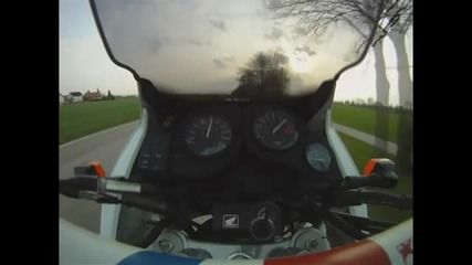 Honda Xrv 750 Africa Twin 0-100 km h