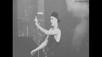 B I E B E R ll Make You Scream And Shout