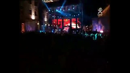 Kelly Rowland - When Love Takes Over (loop Live 2009 Sofia) 