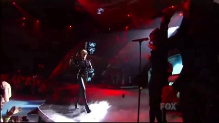 Rihanna performing Live Rockstar 101 in American Idol Hd 
