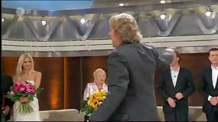 [високо качество]3.10.09 - Том и динозавъра Tokio hotel Wetten dass..