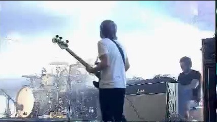 Kasabian - Lost Souls Forever (live 17/17) 
