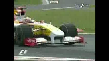 Фернандо Алонсо губи гума Гран При на Унгария