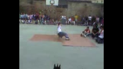 Breakdance Party At School