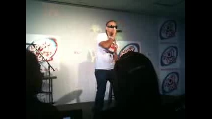 Sean Paul so fine live @ hot 95.7