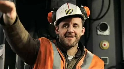 Kit Kat: Crane 