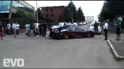 Pagani Zonda R - on the road