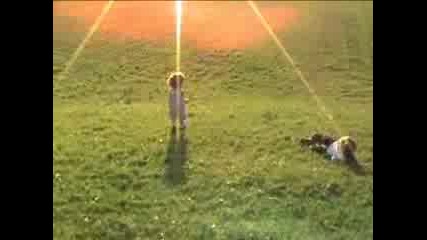 Stunt Baby - Смях