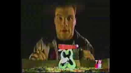 Kurt Angles Pizza - Реклама