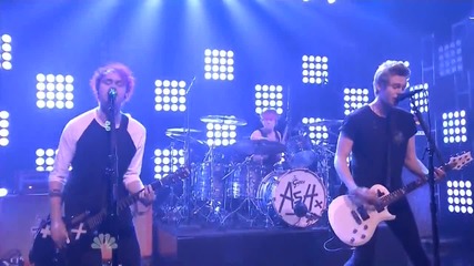 5 Seconds of Summer изпълняват Good Girls в шоуто на Jimmy Fallon