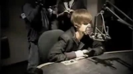 Justin Bieber Q102 интервю
