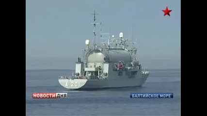 Балтийский флот вышел на стрельбы .flv