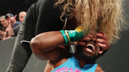 Xavier Woods brawls with Dolph Ziggler: Raw, May 27, 2019