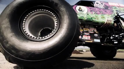 Grave Digger - Motor Trend Hq