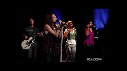Miley Cyrus - Girls Just Wanna Have Fun Live
