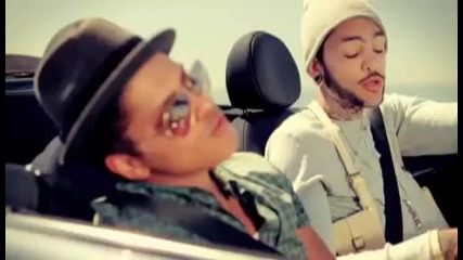 Travie Mccoy feat. Bruno Mars - billionaire [official Music Video]