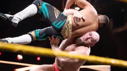 Lars Sullivan decimates Raul Mendoza: WWE NXT, Aug. 29, 2018