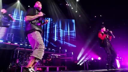 Невероятни! Justin Bieber и Chris Brown на живо,sydney Australia - Look at me now H D