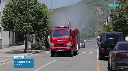 Пожарни камиони се превърнаха в „душове“ заради горещата вълна в Албания
