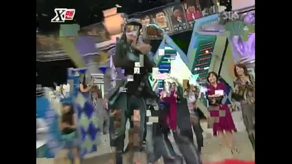 Kim Heechul-funny and cool dance ^^