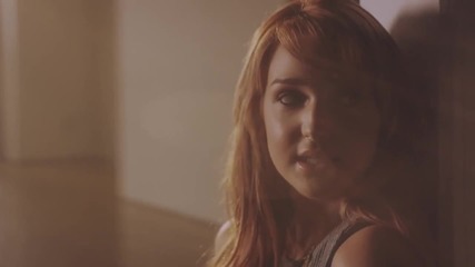 • Превод • Victoria Duffield • Paper Planes - Official Music Video