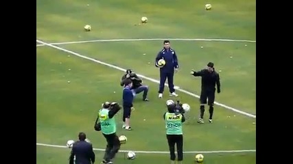 Това дете има какво да покаже на Кристиано Роналдо
