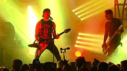 Bullet For My Valentine - You Want a Battle ( Here's a War) ( Live)