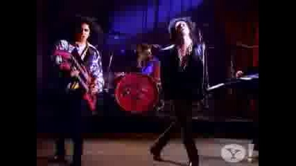 Kik Tracee - Youre So Strange 