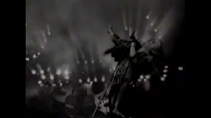 Scorpions - Walking On The Edge