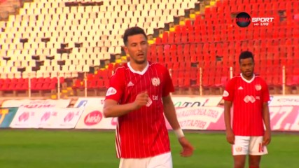 Манолев оформи крайното 5:1 след дузпа