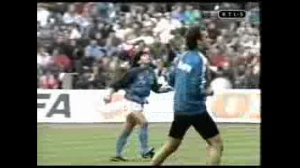 Diego Armando Maradona on Opus Live is Life - Napoli warm up 