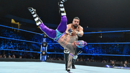 Rey Mysterio vs. Andrade: SmackDown LIVE, Jan. 14, 2019