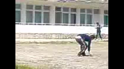 futbolistkite i edin futbolist