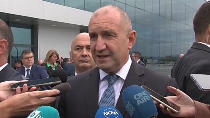 Радев: Време е  спиралата от насилие и страдание в Близкия изток да спре