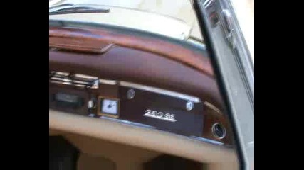 Mercedes Benz cabrio Royal Classic Car Club - Concourse d’elegance 2009.mpg