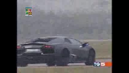 Lamborghini Reventon Vs. F22 Raptor