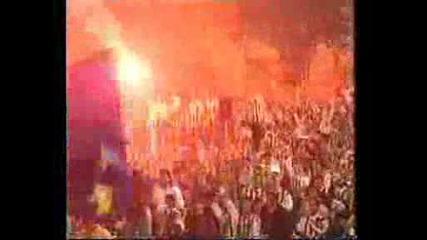 Горящ Стадион (fenerbahce Vs Galatasaray)