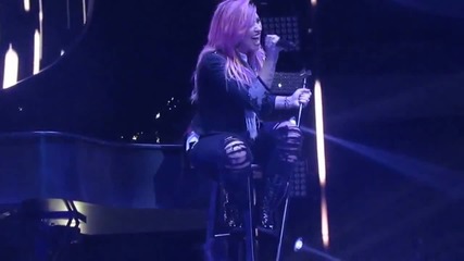 Страхотна! Demi Lovato - Nightingale ( Neon Lights Tour 09.02 Vancouver )