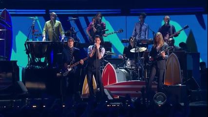 На Живо! Maroon 5 - Surfer Girl Live At Grammy 2012 {official} H D