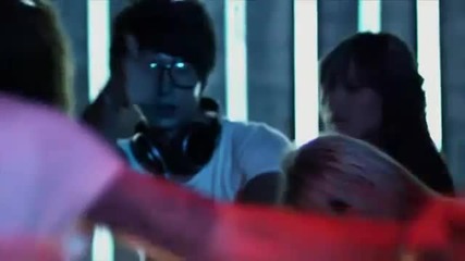 Sunrise Inc vs. Starchild - Lick shot 